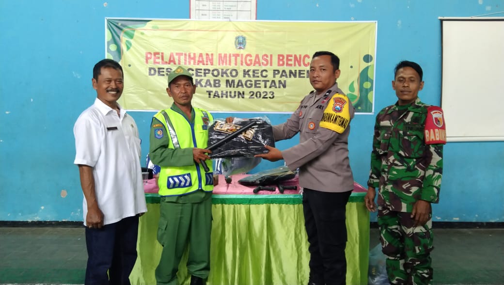 PELATIHAN MITIGASI BENCANA DI DESA CEPOKO 